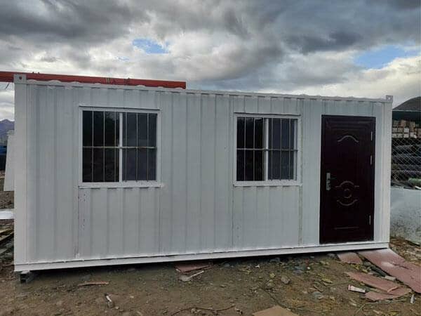 山南焊接式集裝箱活動(dòng)房圖